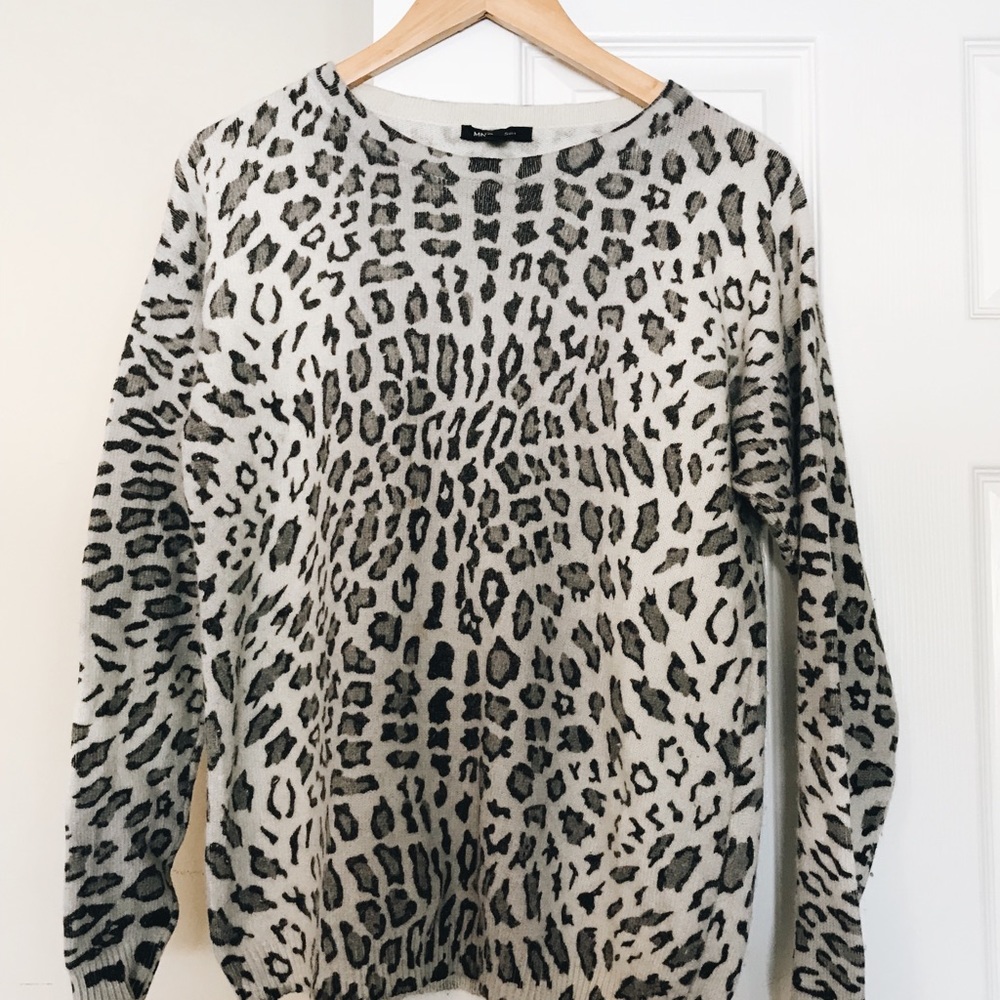 LEOPARD SWEATER.